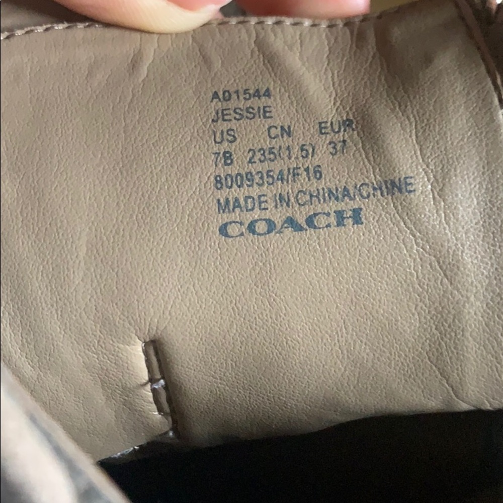 Size 7 tan Coach boots - Picture 2 of 5